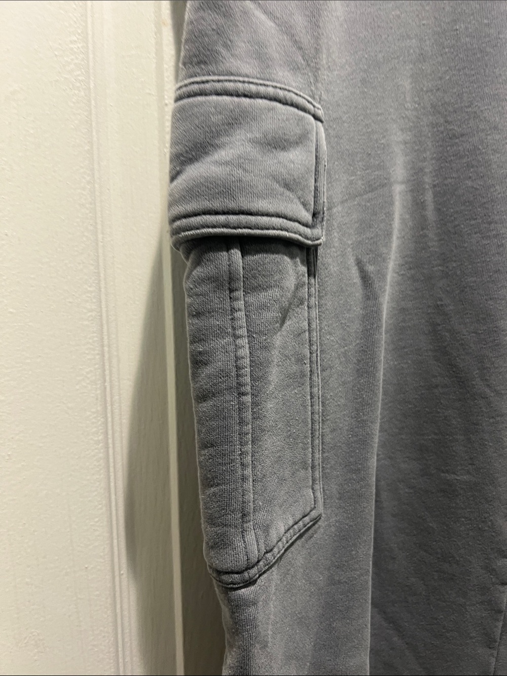 TNA Gray Cargo Sweatpants Joggers - Picture 4 of 13